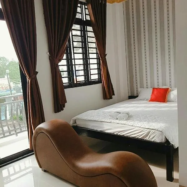 Hanh Phat 2 Guesthouse, hotel in Thạnh Mỹ