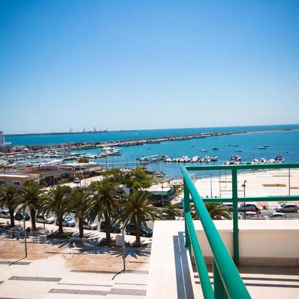 Diomede Rooms - Manfredi Homes&Villas, hotel v destinaci Manfredonia