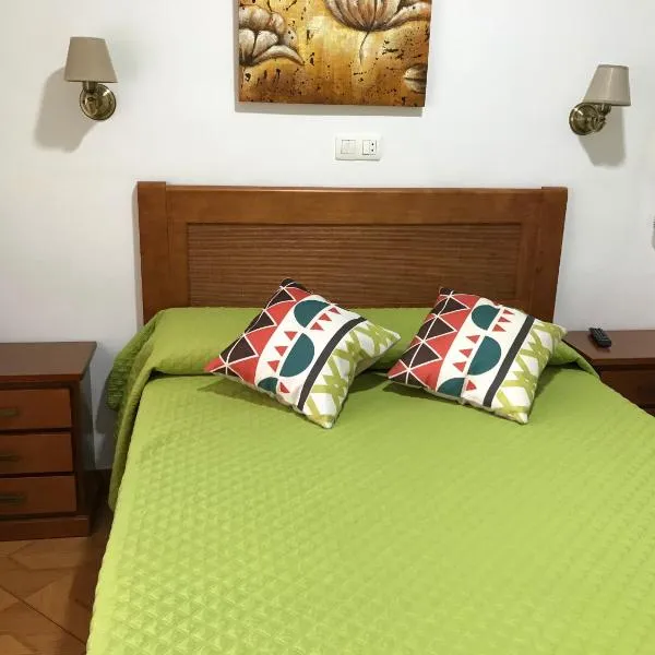 Hostal Argentina, hotel v destinaci Cáceres
