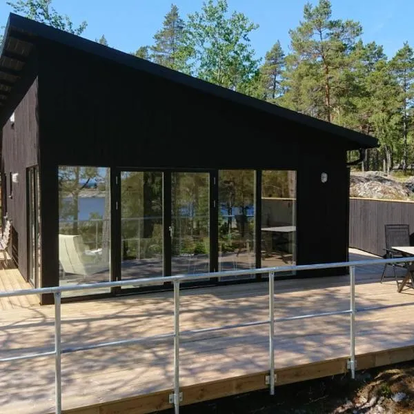 Kvarnsands Strandstugor / Kvarnsand Beach Lodges, hotel v destinaci Grisslehamn
