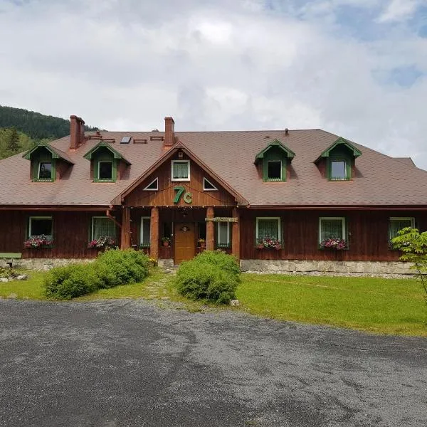 Dom Pod Siódemką, hotel v destinaci Stronie Śląskie