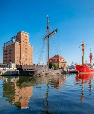 Appartment im Ohlerich Speicher in Wismar mit Stadt -und Meerblick, hotell i Farpen