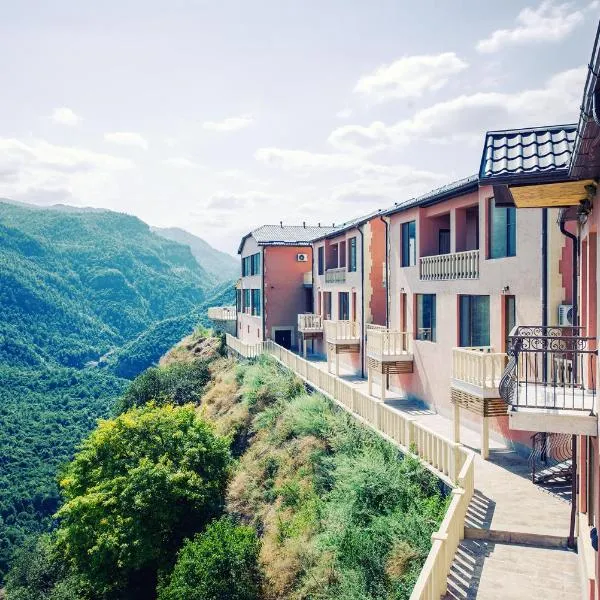 Lastiver Resort, hotel v destinaci Yenokavan