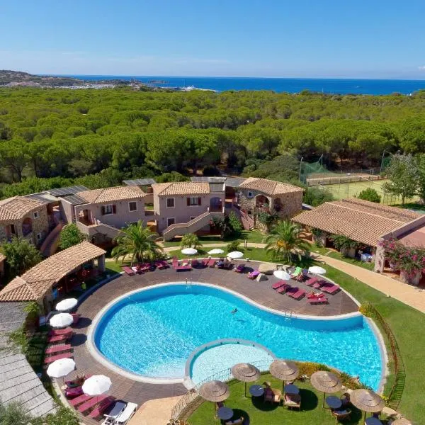 Residence S'incantu, hotel v destinaci Villasimius