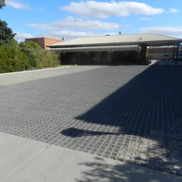 Travellers Rest Motor Inn Swan Hill、スワン・ヒルのホテル