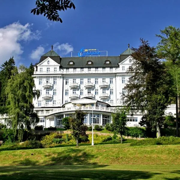 Esplanade Spa and Golf Resort, hotel en Poutnov