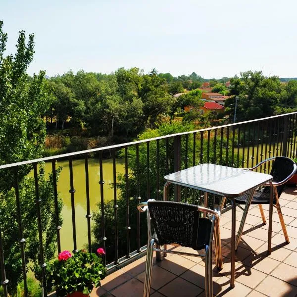 Hotel Puerta del Arco, hotel v destinaci Tudela de Duero