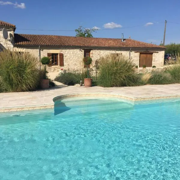 Lamamotte Gite Holiday Home โรงแรมในCastelmoron-sur-Lot