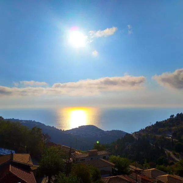 Plagia's Sunset Apartments, hotel i Exanthia