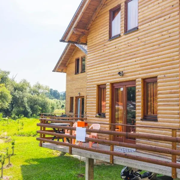 Holiday homes Piralo, hôtel à Kostajnica