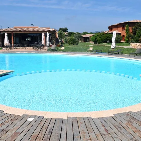 Cala Paradiso Residence, hotel v destinaci San Teodoro