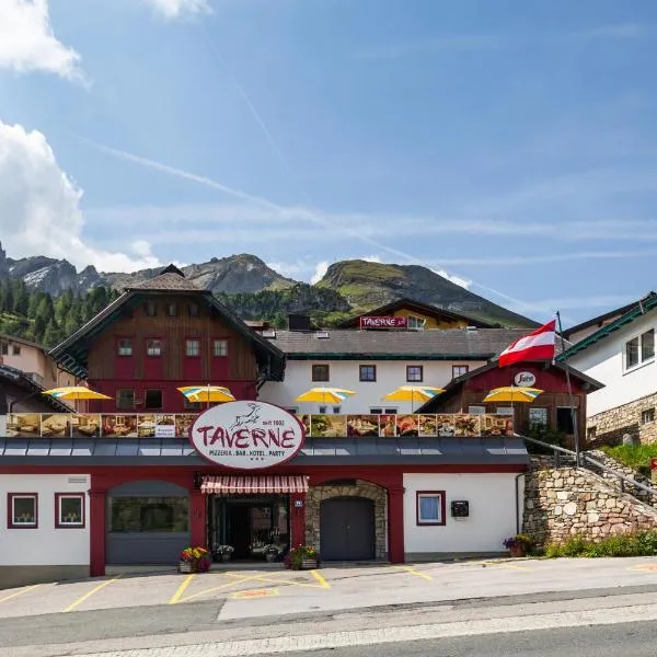 Party Hotel Taverne, hotel a Obertauern
