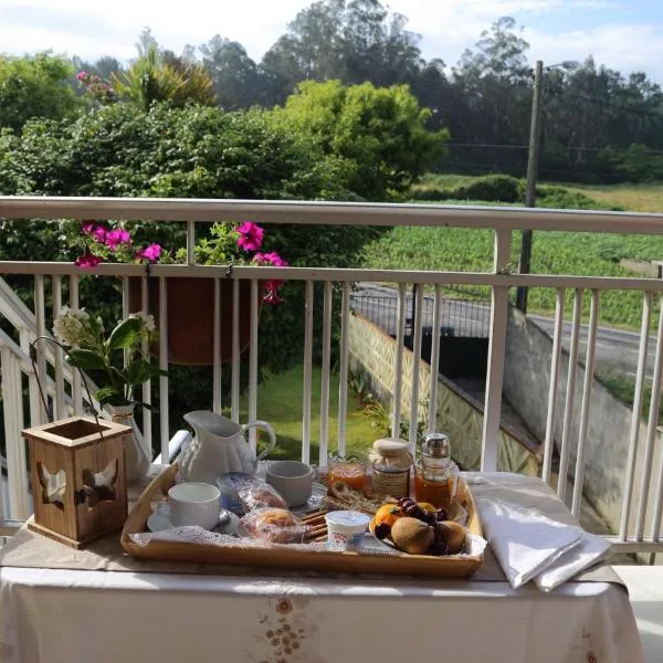 CASA VACACIONAL NIÑONS-PONTECESO, hotel in Barizo