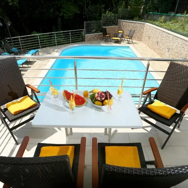 Villa Dragi with Pool, Sauna, & Whirlpool, hotel a Opatija