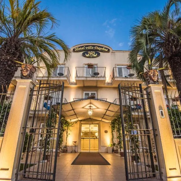 지아르디니 낙소스에 위치한 호텔 Villa Daphne