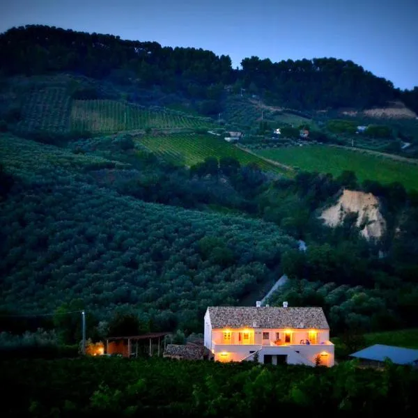 B&B Casale Fonte Vecchia, hotel Monteprandonéban