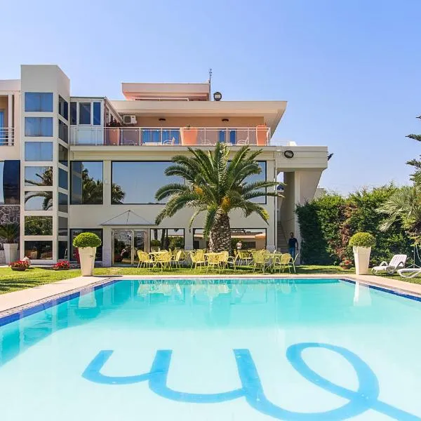 Hotel Villa Maria, hotel Crispianóban