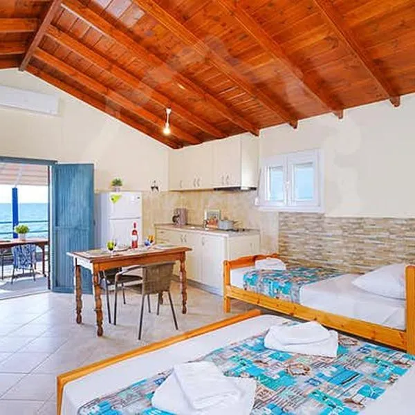 Avgoustos Beach House: Skala Kallirachis şehrinde bir otel