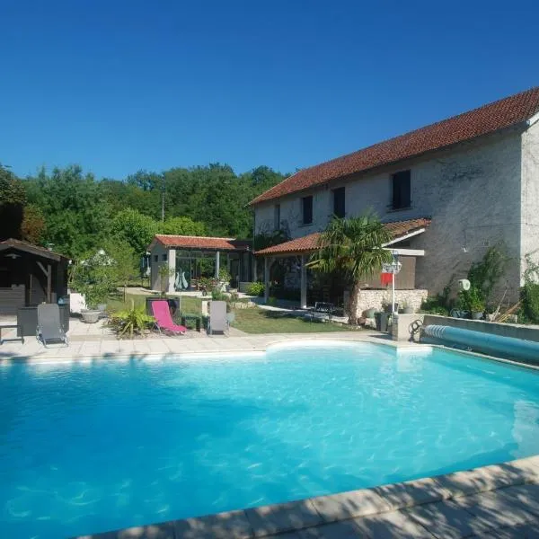 Domaine Des Catalpas, hotel a Souillac