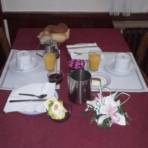 Logis Hôtel Beauséjour, hotel v destinácii Chauvigny