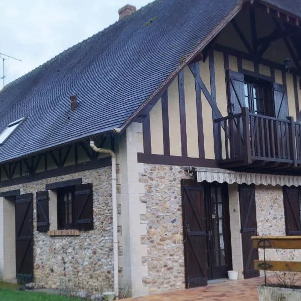 Maison au calme à la campagne, hotel a Chambray