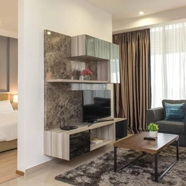 Encorp Marina Suites By Iconic Bliss, hotel in Kampong Tebing Runtoh