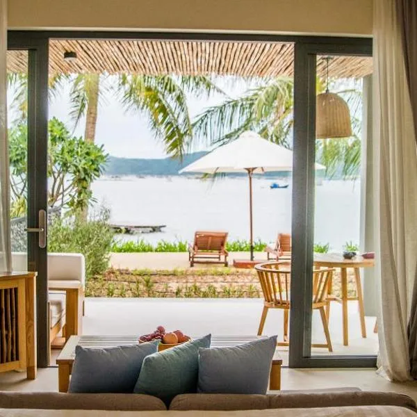 Que Toi Village Resort Phu Yen, khách sạn ở Song Cau