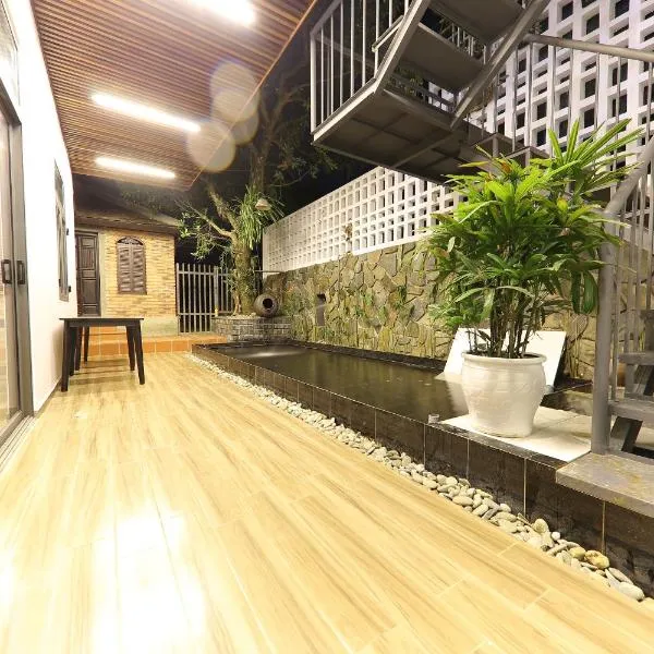 Hill Bungalow, hotel en Hue