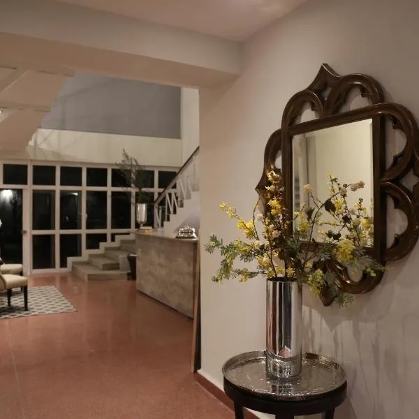 Casa Massima Hotel, hotel in León