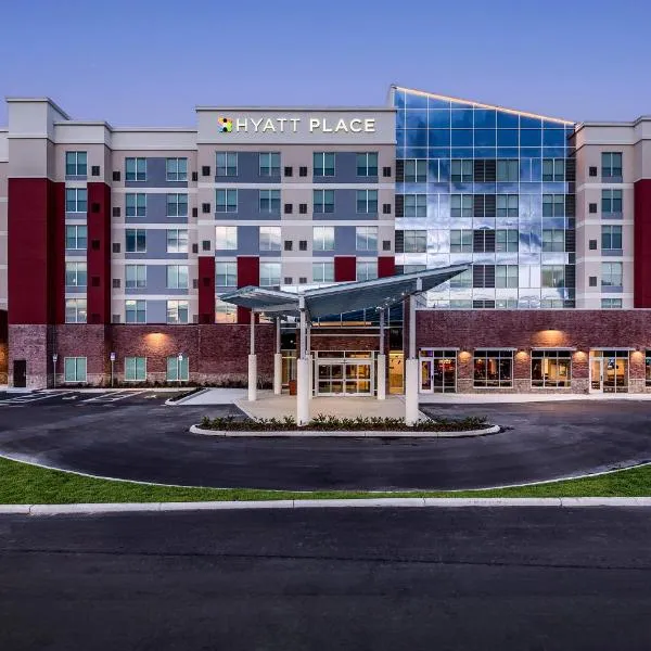 Hyatt Place Tampa/Wesley Chapel، فندق في Pebble Creek