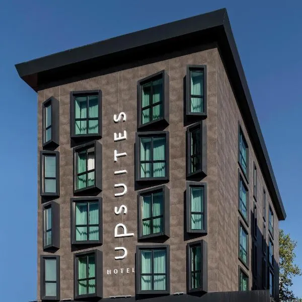 Upsuites Hotel, hotel v destinaci Istanbul