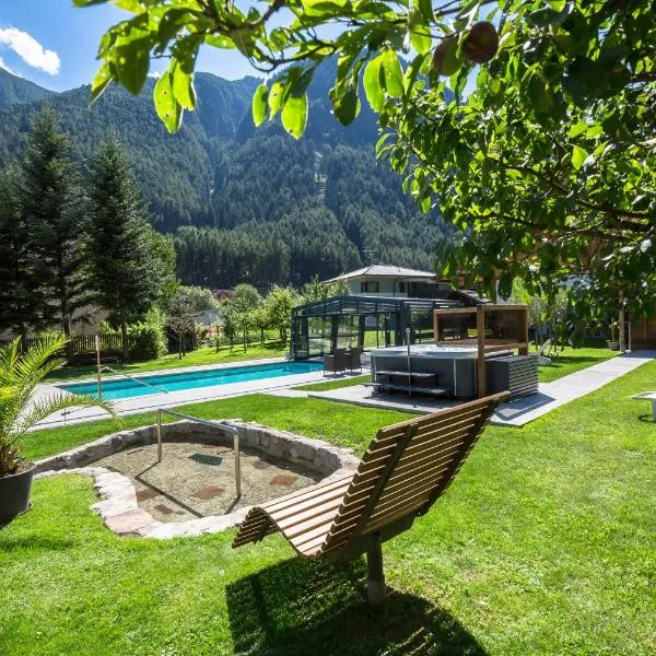 Zur Brücke in Mittewald - Your home in heart of South Tyrol, with Brixencard and free parking, ideal starting point for unforgettable excursions and outdoor adventures – hotel w mieście Franzensfeste