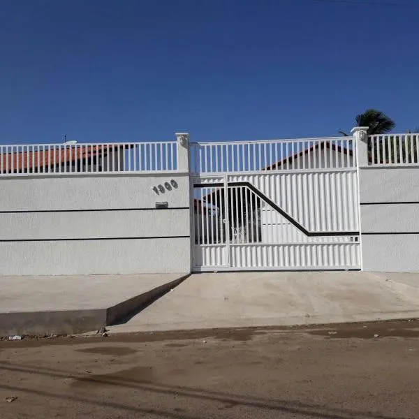 CONDOMÍNIO VENTO DO LITORAL, hotel in Luis Correia