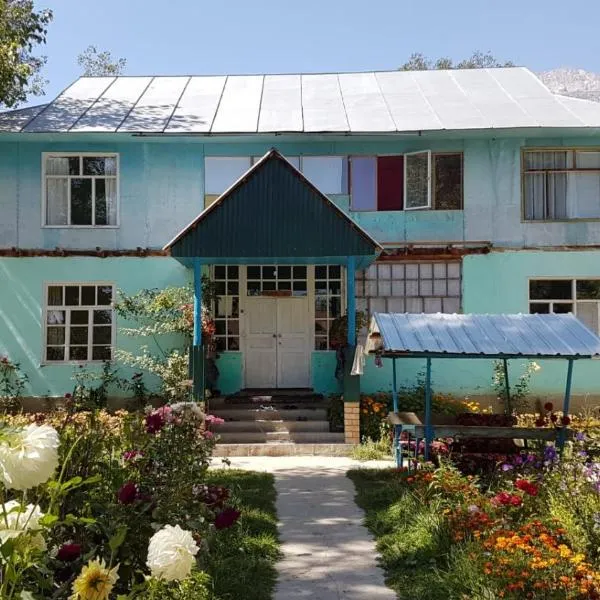 Friendship (guest house)*, hotel v destinaci Arslanbob