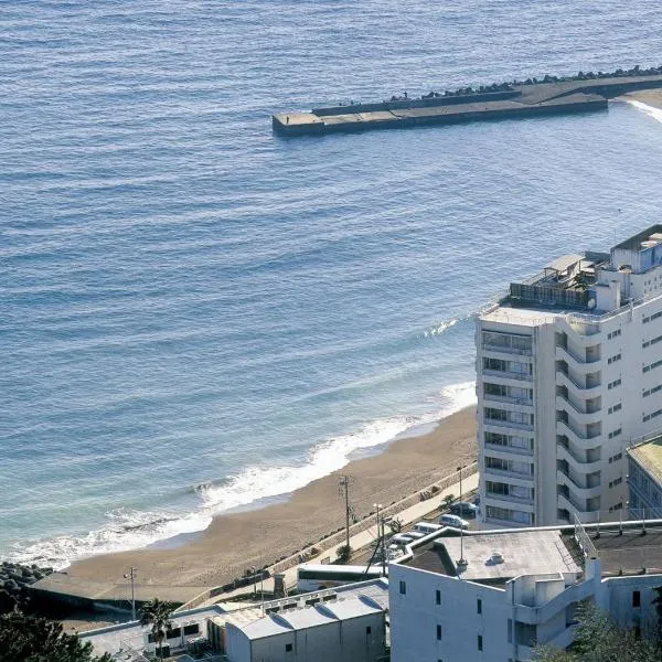 Atagawa Yamatokan, hotel v destinaci Higashiizu