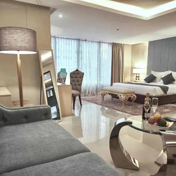 J7 Hotel, hotel in Iloilo City