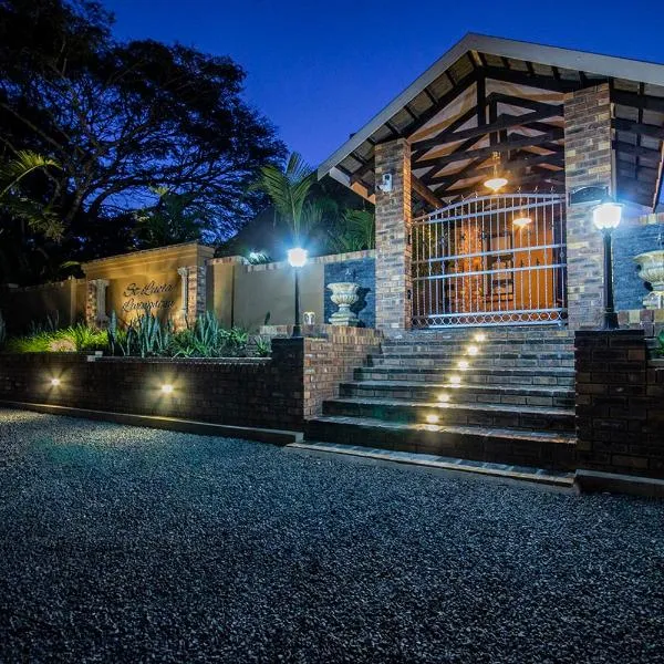 St Lucia Livingston Lodge, hotel in Makakatana