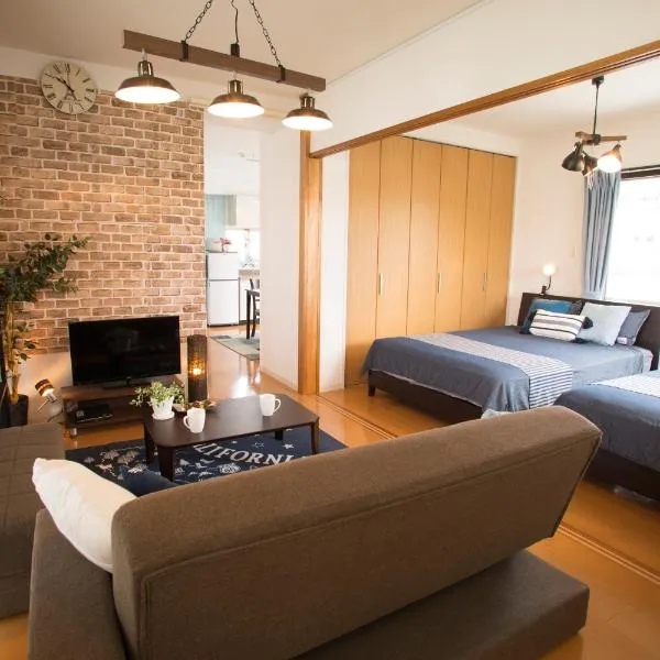 Guesthouse TT Koza, hotel in Okinawa City