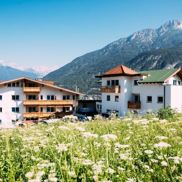 Pitzis Kinderhotel - Family Only, hotel v destinaci Arzl im Pitztal