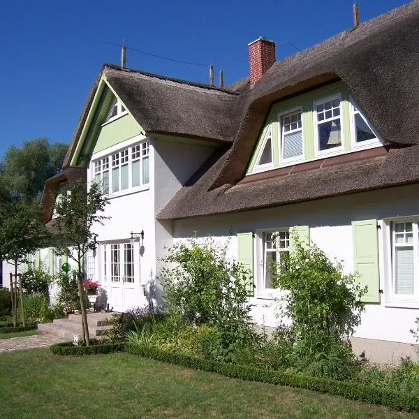 Das Gut klein Bollhagen, hotel in Wittenbeck