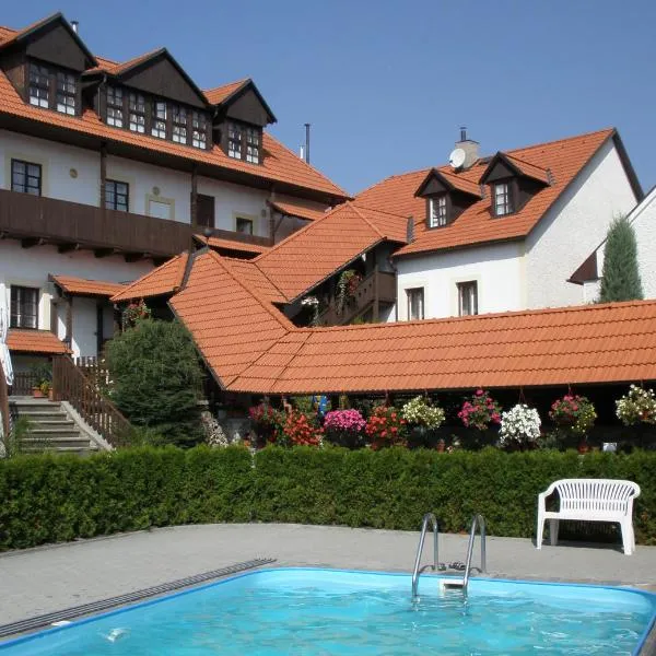 Dalmo, hotel v destinaci Sedlec