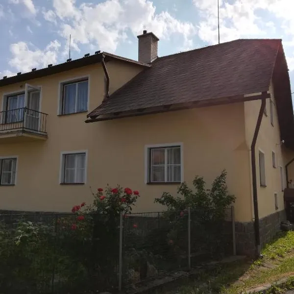 Penzion Kamenný Dvůr, hotel v destinaci Vimperk