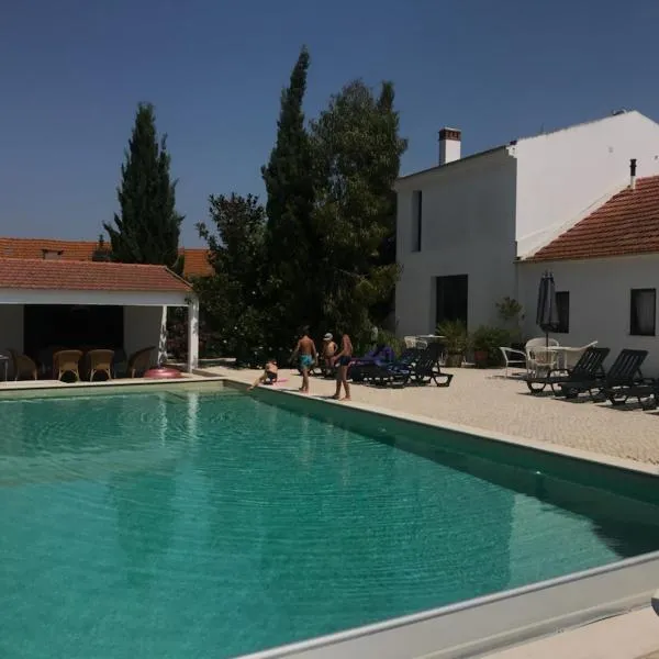 Casas e Glamping Quinta da Saudade, hotel v mestu Canha