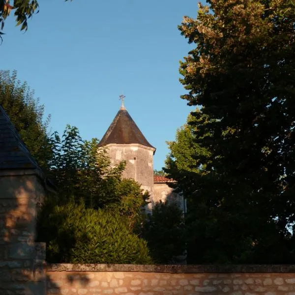 La Laiterie du Logis – hotel w mieście Chaniers