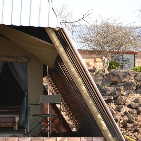 Tana Safaris Bush Camp, hotel in Otjiwarongo