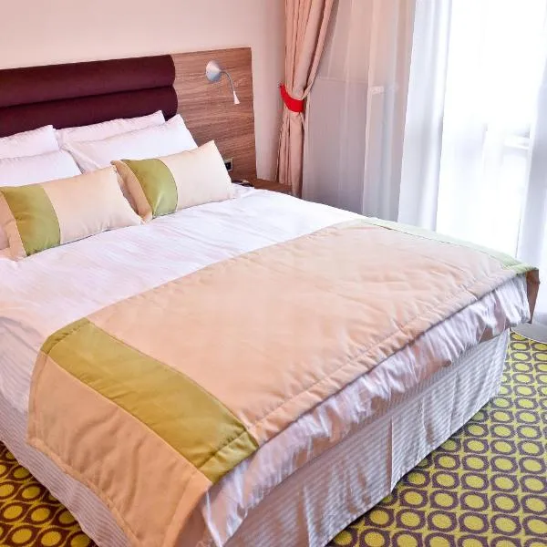 Hotel Capitolina City Chic, hotel en Cluj-Napoca