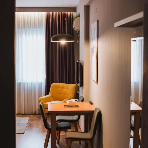Central Plaza Apartments, hótel í Niš