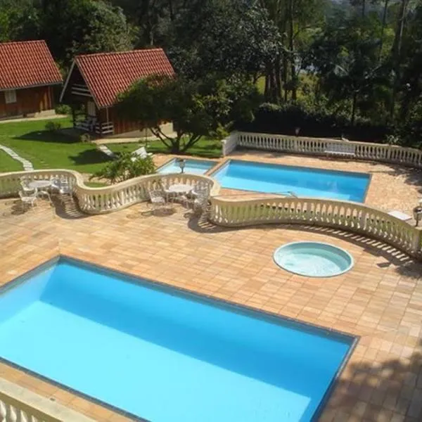 Pousada Casa Amarela, hotel v destinaci Piracaia