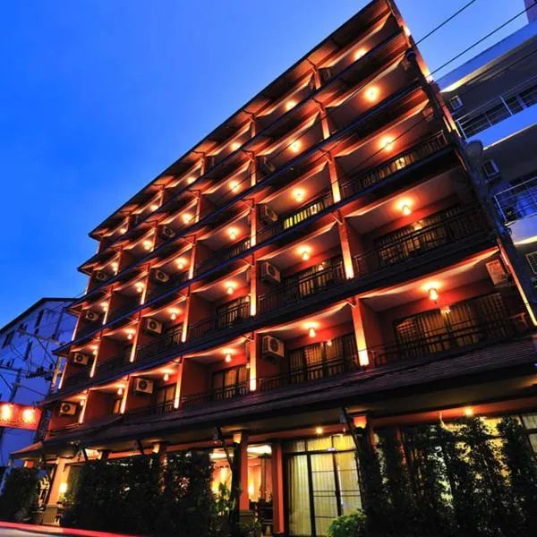 Siralanna Hotel, готель у місті Ban Bang Chak