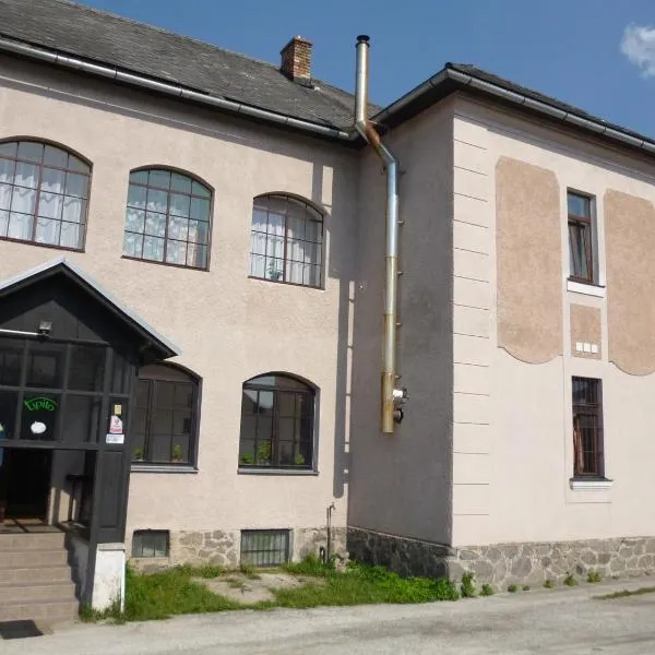 Penzion Adria, hôtel à Turčianske Teplice